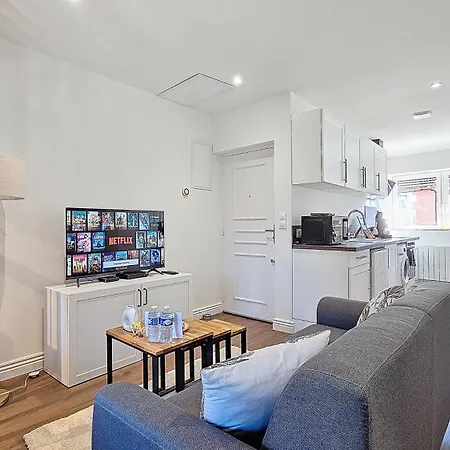 L'eiffel Entre Centre-ville Et Parc Expo, Avec Services Premium By Primo C0nciergerie Moulins (Allier)