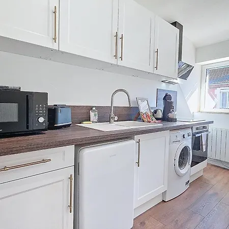 L'eiffel Entre Centre-ville Et Parc Expo, Avec Services Premium By Primo C0nciergerie Moulins (Allier)