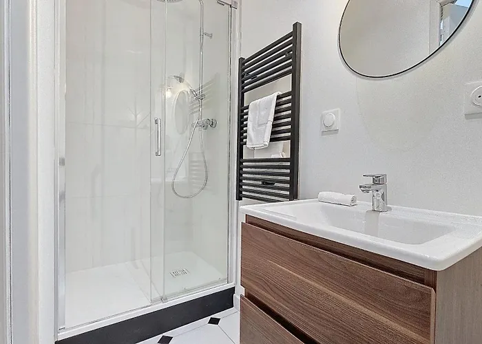 L'eiffel Entre Centre-ville Et Parc Expo, Avec Services Premium By Primo C0nciergerie